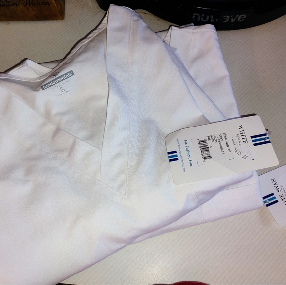 Scrubs - Picture 1 of 2